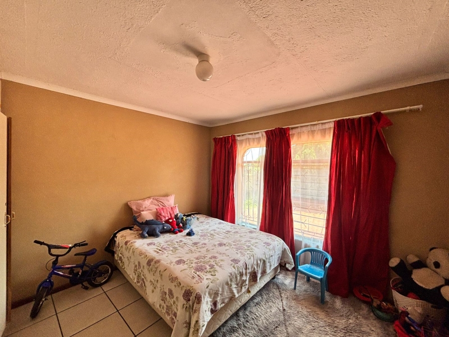 4 Bedroom Property for Sale in Parys Free State